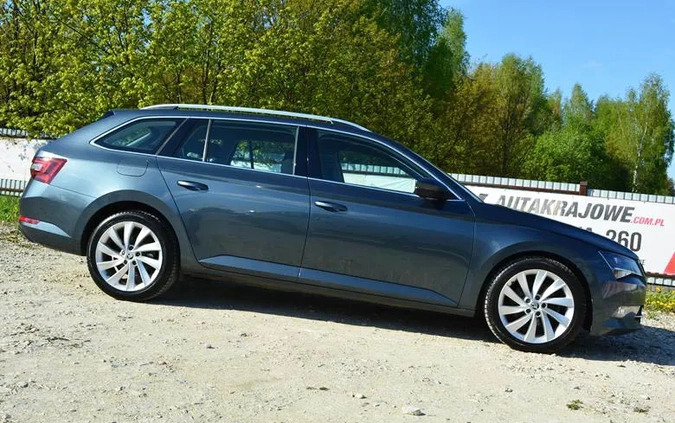 Skoda Superb cena 84900 przebieg: 178000, rok produkcji 2019 z Kutno małe 781